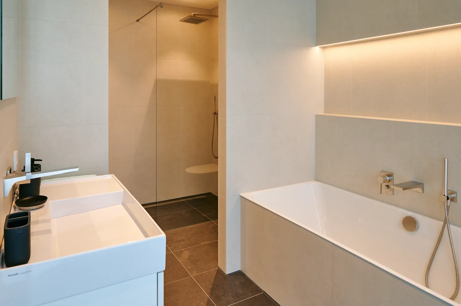 2 Zimmer Wohnung mit 83 m² in Berlin – Bild 8