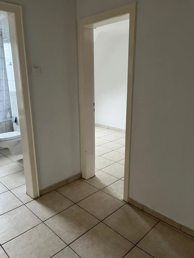 3 Zimmer Wohnung mit 72 m² in Oberhausen – Bild 2
