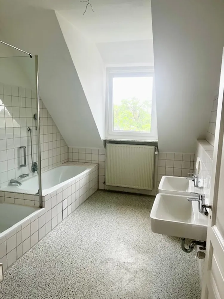 5 Zimmer Wohnung mit 132 m² in Frankfurt am Main – Bild 10