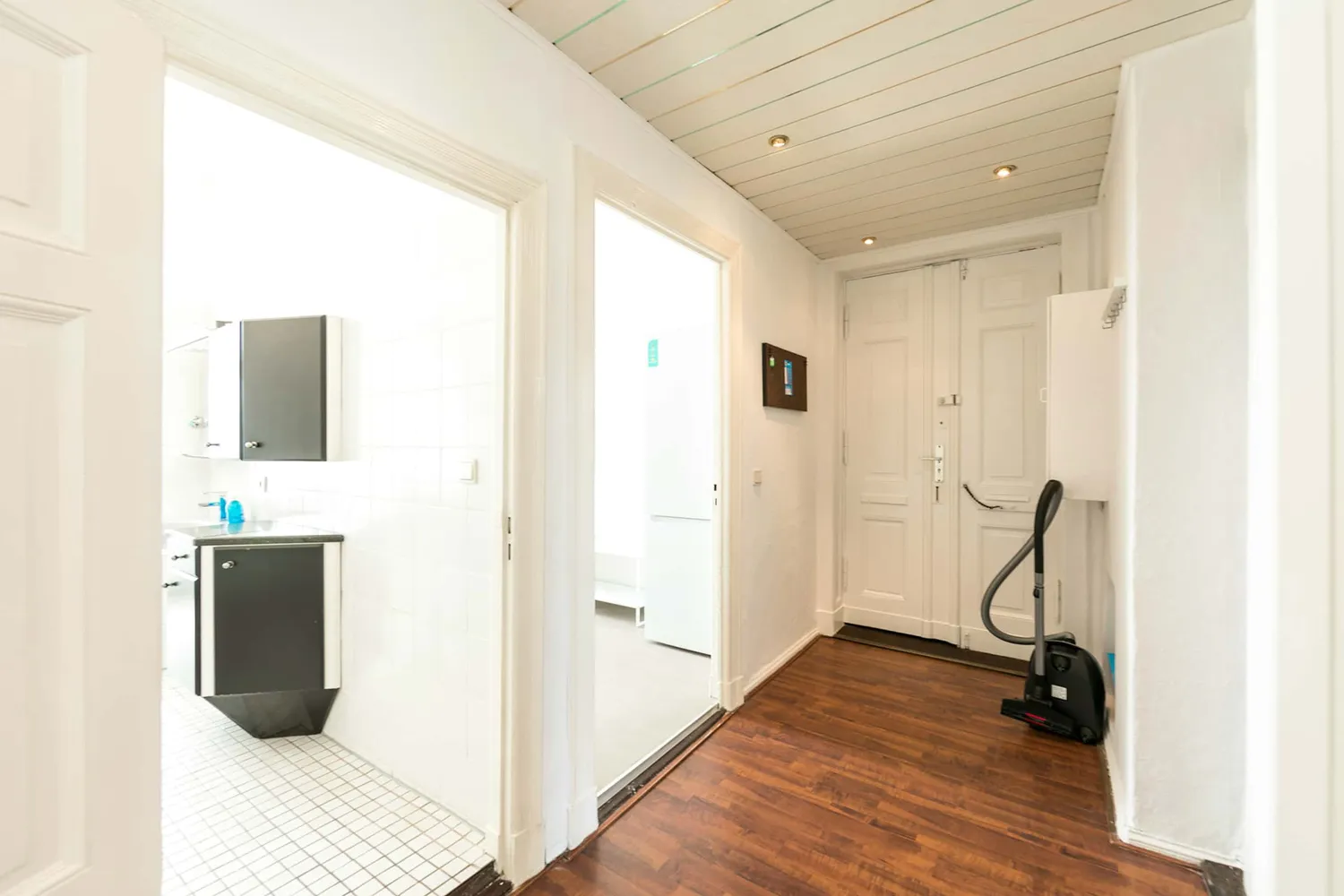 Shared room with 18 m² in Berlin – Photo 8