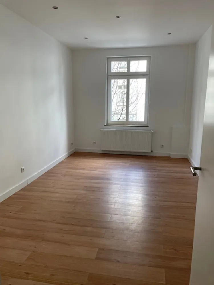 2 Zimmer Wohnung mit 67 m² in Düsseldorf – Bild 4