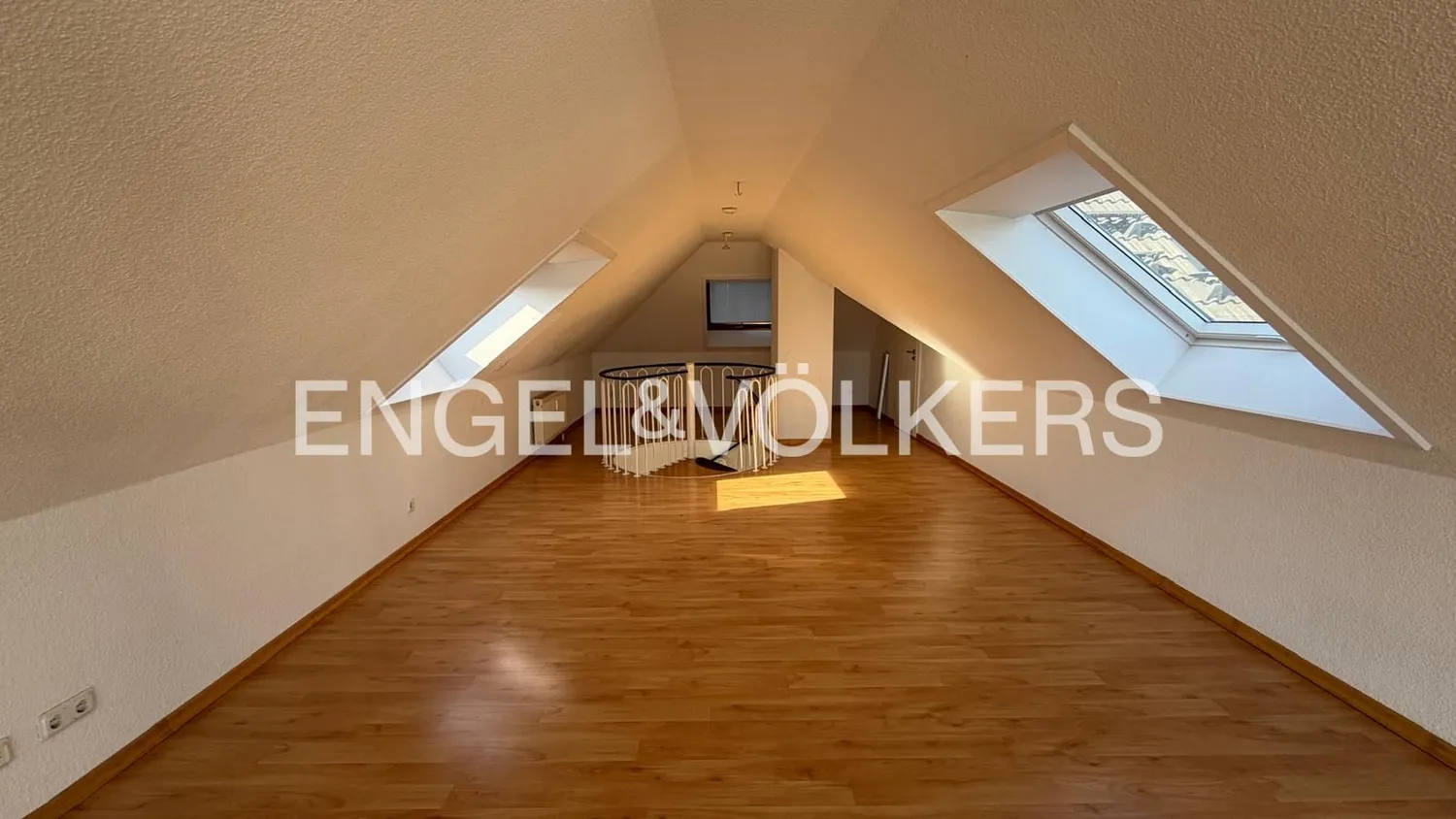 3 room apartment with 105 m² in Magdeburg – Photo 3