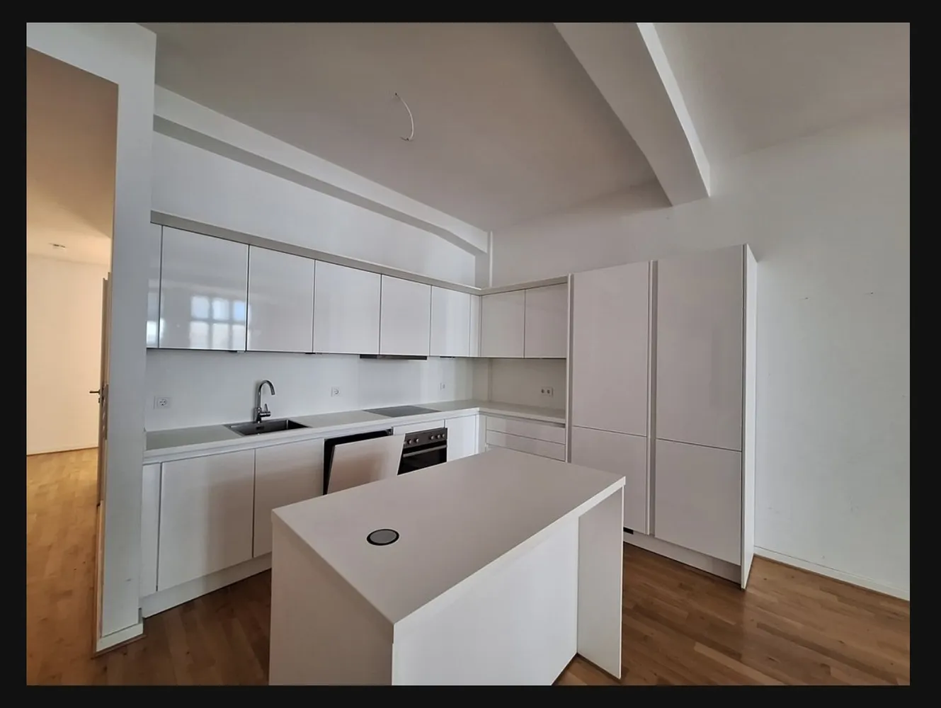 5 Zimmer Wohnung mit 140 m² in Leipzig – Bild 2