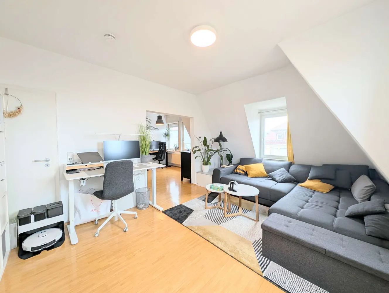 3 Zimmer Wohnung mit 75 m² in Stuttgart – Bild 2