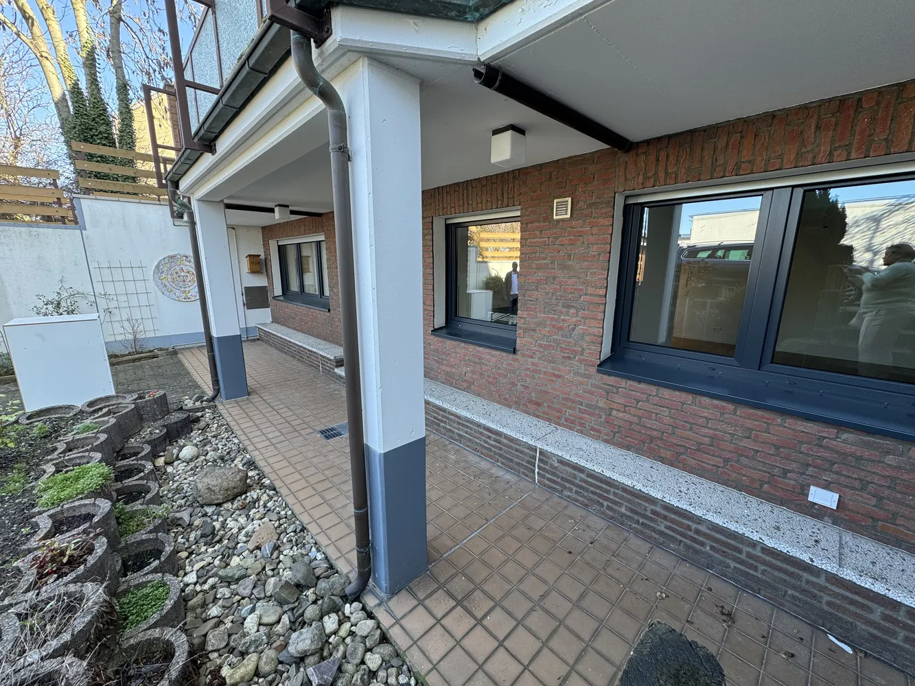 2 Zimmer Wohnung mit 82 m² in Düsseldorf – Bild 1