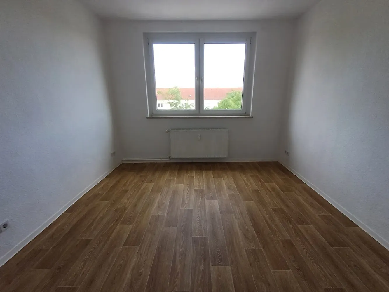 4 Zimmer Wohnung mit 76 m² in Merseburg – Bild 2