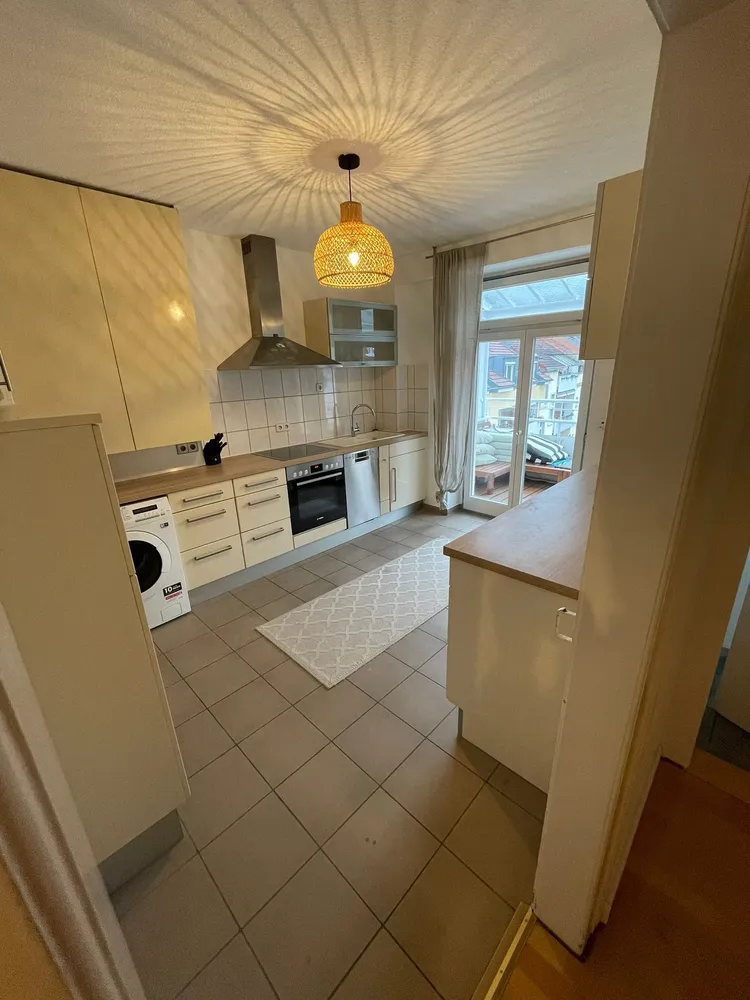 5 Zimmer Wohnung mit 105 m² in Freiburg im Breisgau – Bild 7