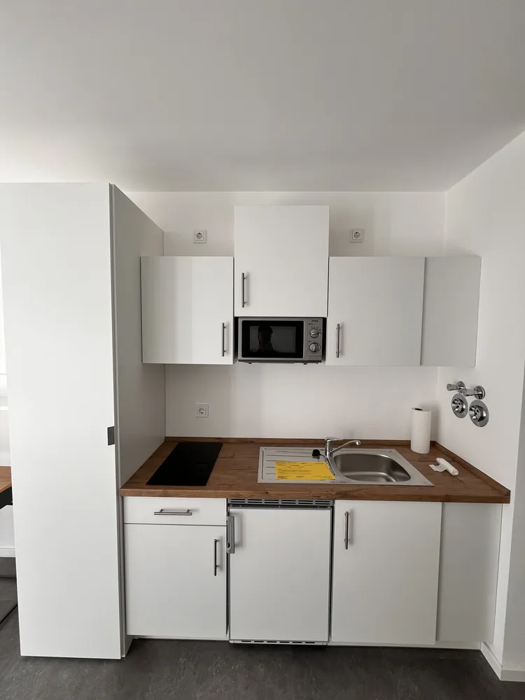 1 room apartment with 24 m² in Augsburg – Photo 3