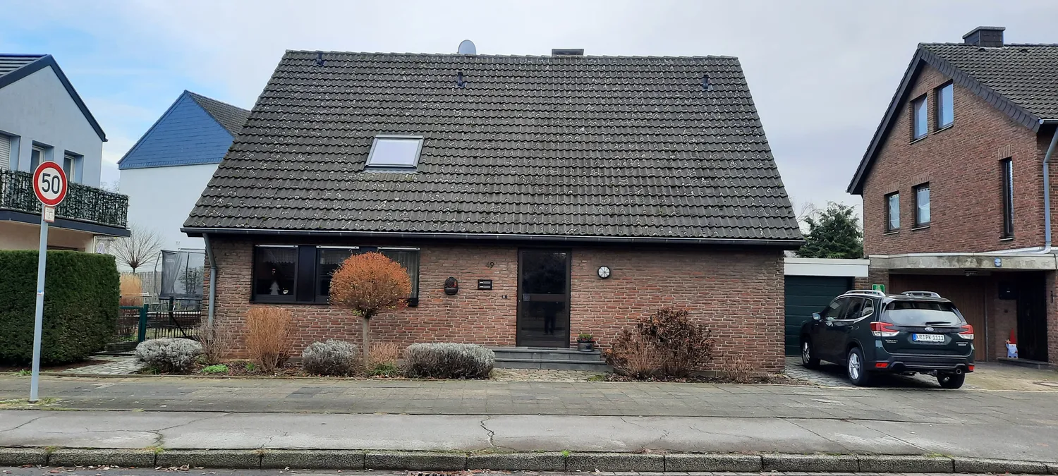 4 Zimmer Wohnung mit 72 m² in Krefeld – Bild 1
