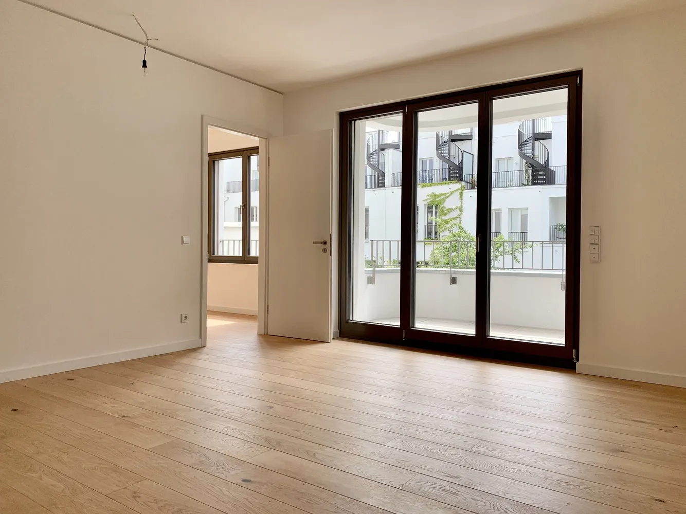 2 room apartment with 53 m² in Berlin – Photo 2