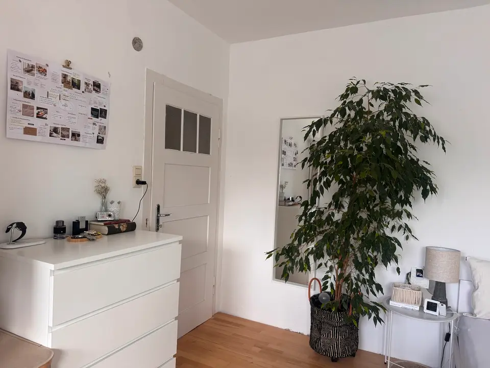 Shared room with 80 m² in Stuttgart – Photo 4