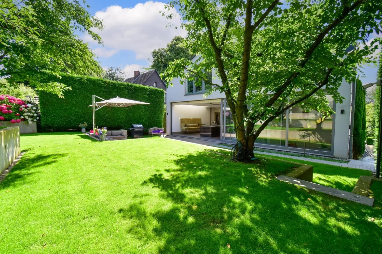 6 Zimmer Haus mit 487 m² in Essen – Bild 10