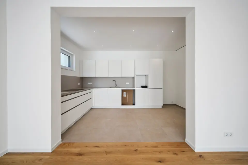 3 room apartment with 115 m² in Würzburg – Photo 2