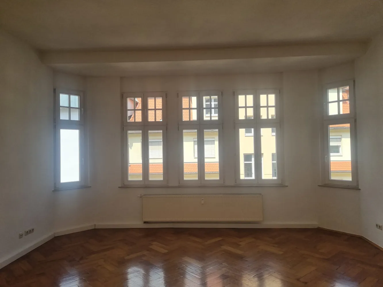 5 Zimmer Wohnung mit 192 m² in Jena – Bild 4