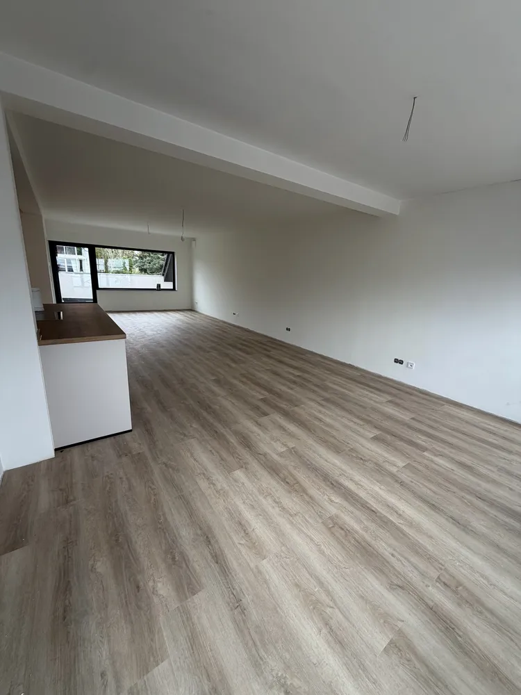 2 room apartment with 82 m² in Frankfurt am Main – Photo 1