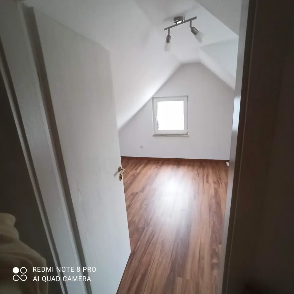 3 Zimmer Wohnung mit 80 m² in Limbach-Oberfrohna – Bild 2