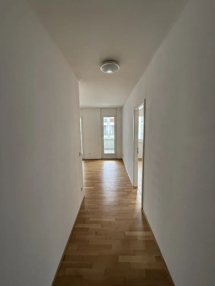 2 Zimmer Wohnung mit 64 m² in Berlin – Bild 4