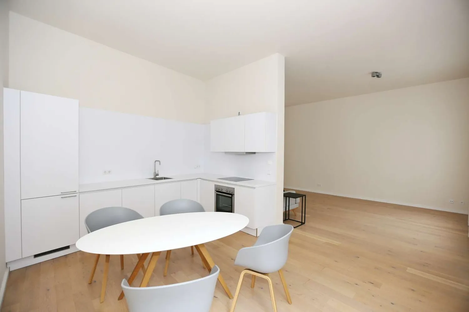 3 Zimmer Wohnung mit 150 m² in Berlin – Bild 3