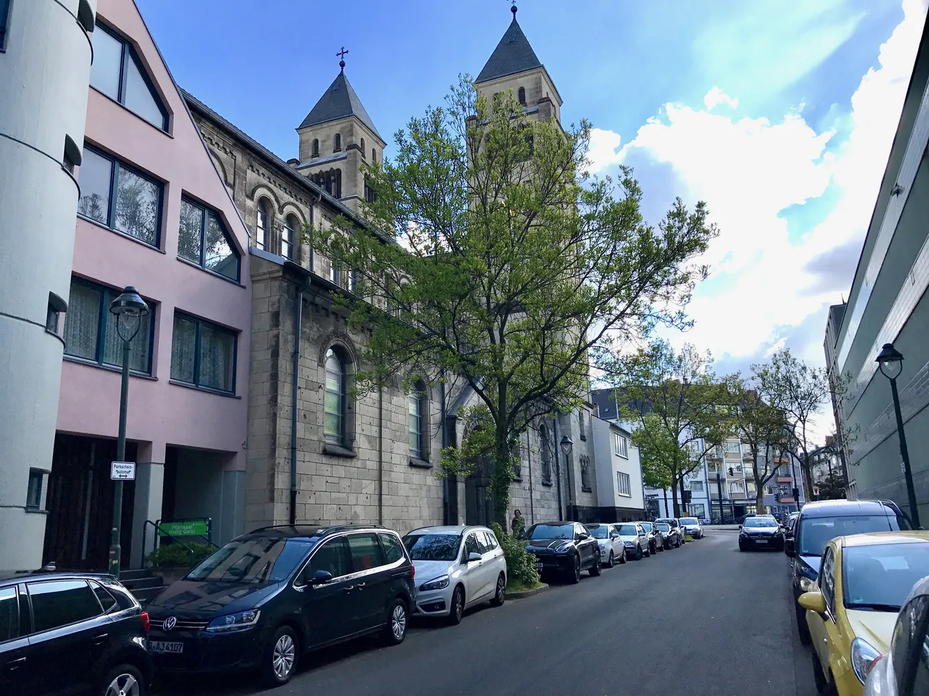 1 Zimmer Wohnung mit 40 m² in Düsseldorf – Bild 2