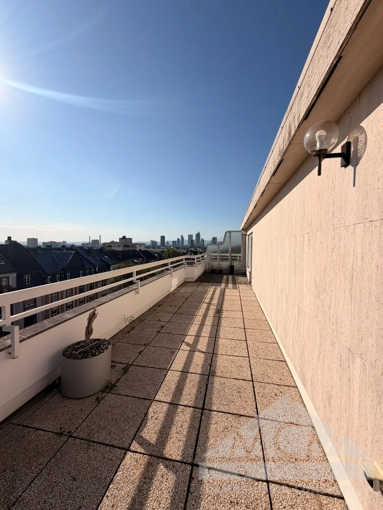 3 Zimmer Wohnung mit 115 m² in Frankfurt am Main – Bild 12