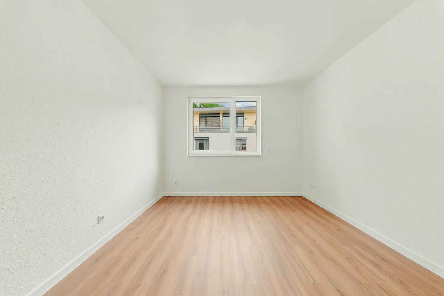 2 Zimmer Wohnung mit 69 m² in Köln – Bild 12