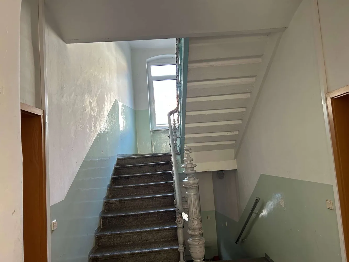 2 Zimmer Wohnung mit 76 m² in Halle (Saale) – Bild 2