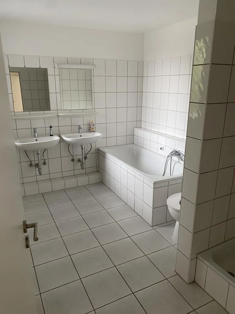 3 Zimmer Wohnung mit 111 m² in Düsseldorf – Bild 8