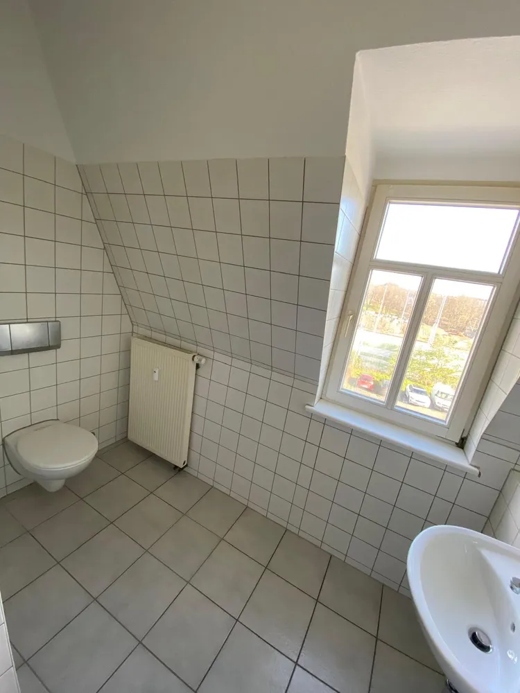 6 Zimmer Wohnung mit 181 m² in Altenburg – Bild 6