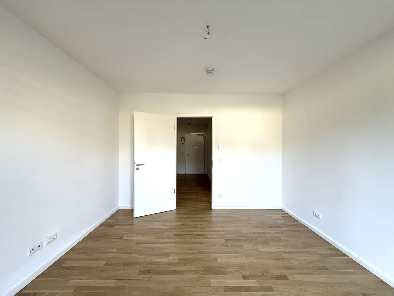 2 Zimmer Wohnung mit 70 m² in Berlin – Bild 8