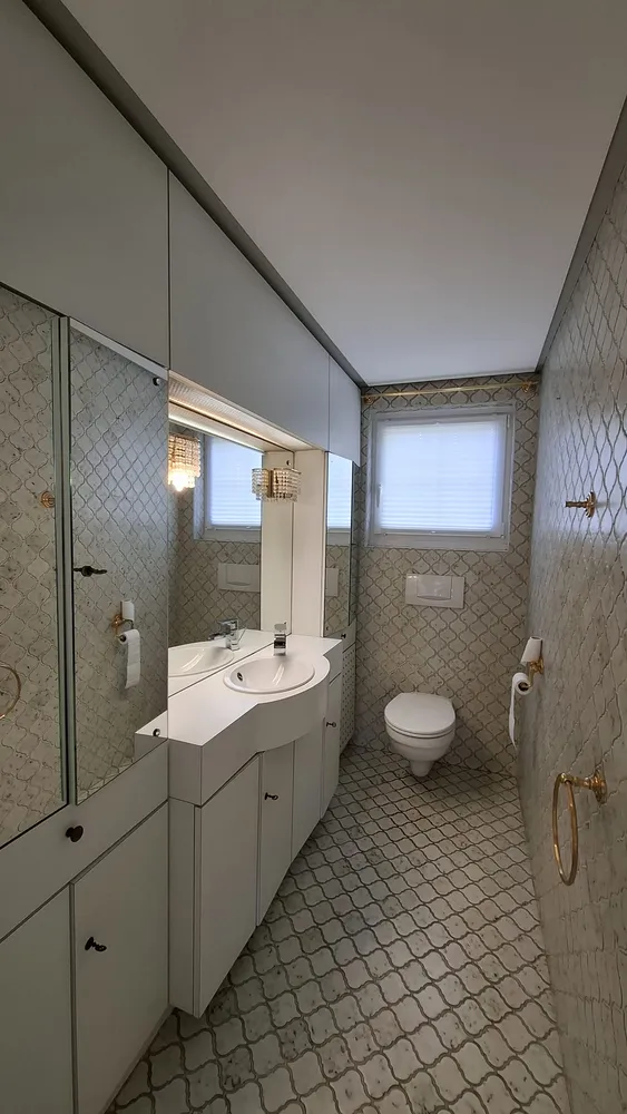 5 Zimmer Haus mit 181 m² in Wiesbaden – Bild 1