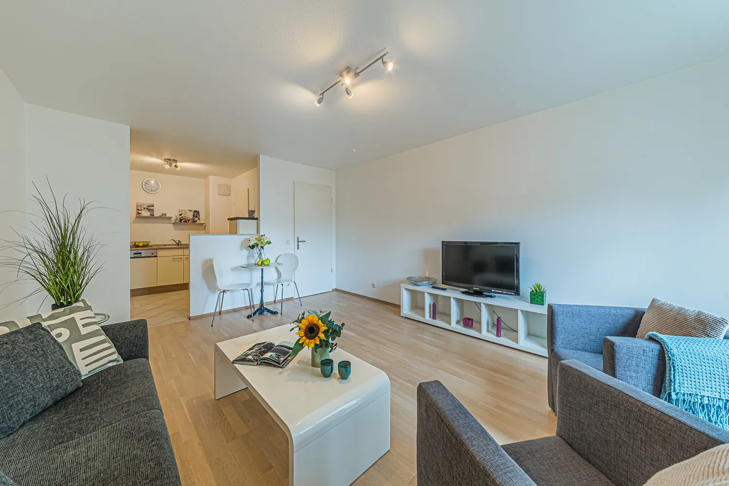 2 Zimmer Wohnung mit 60 m² in Frankfurt am Main – Bild 6