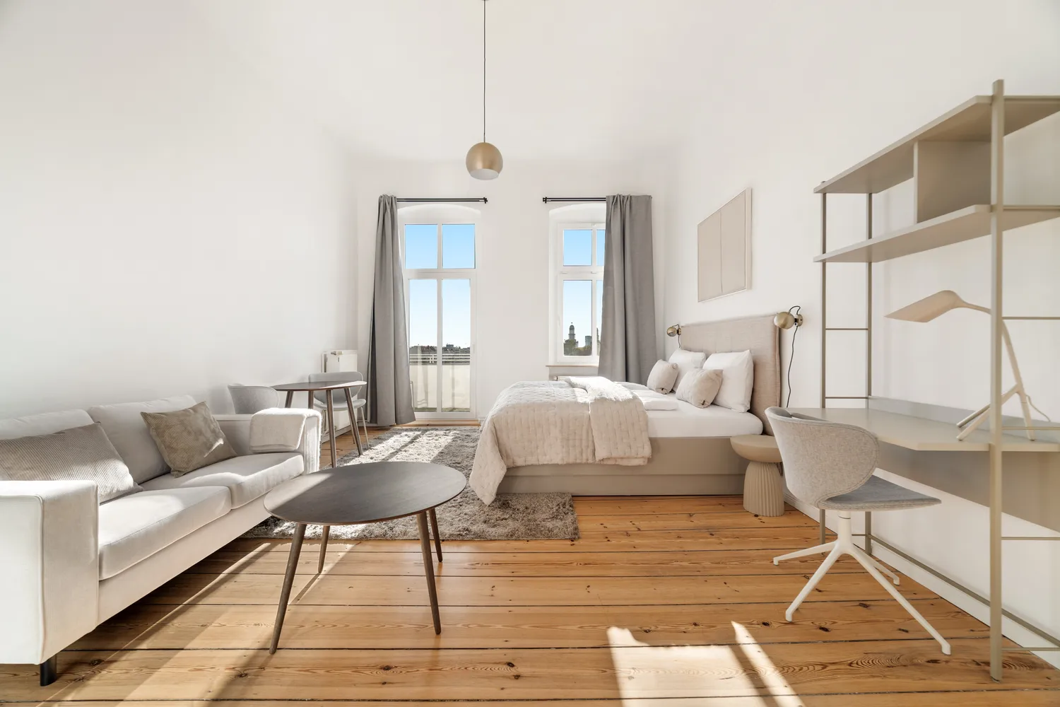 2 Zimmer Wohnung mit 160 m² in Berlin – Bild 1