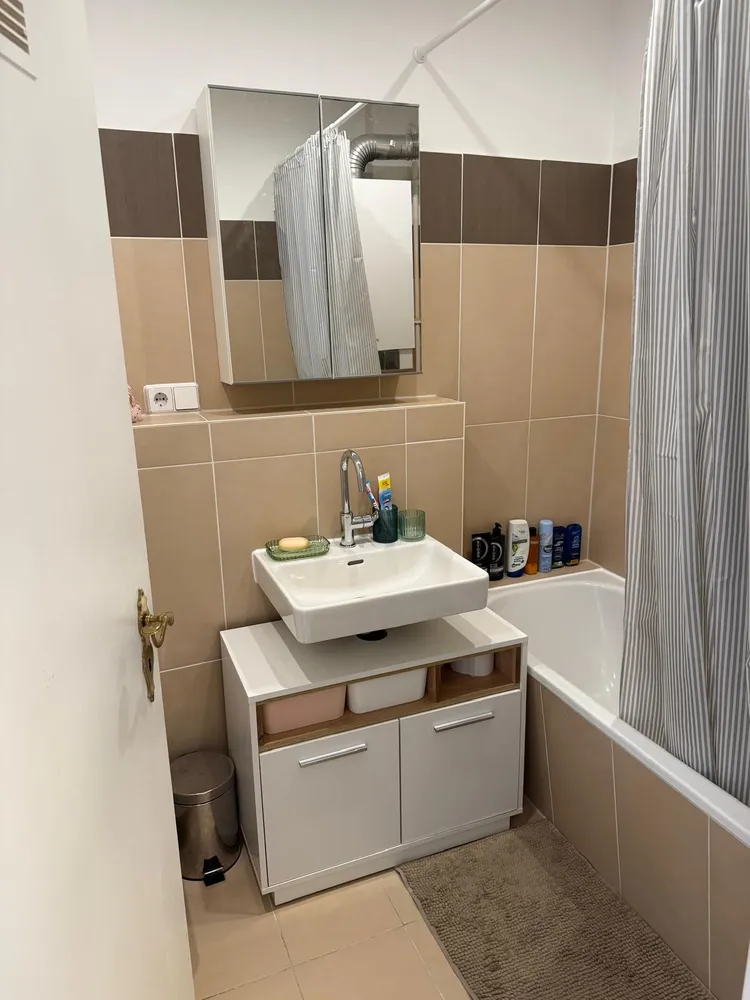 2 Zimmer Wohnung mit 55 m² in Berlin – Bild 4