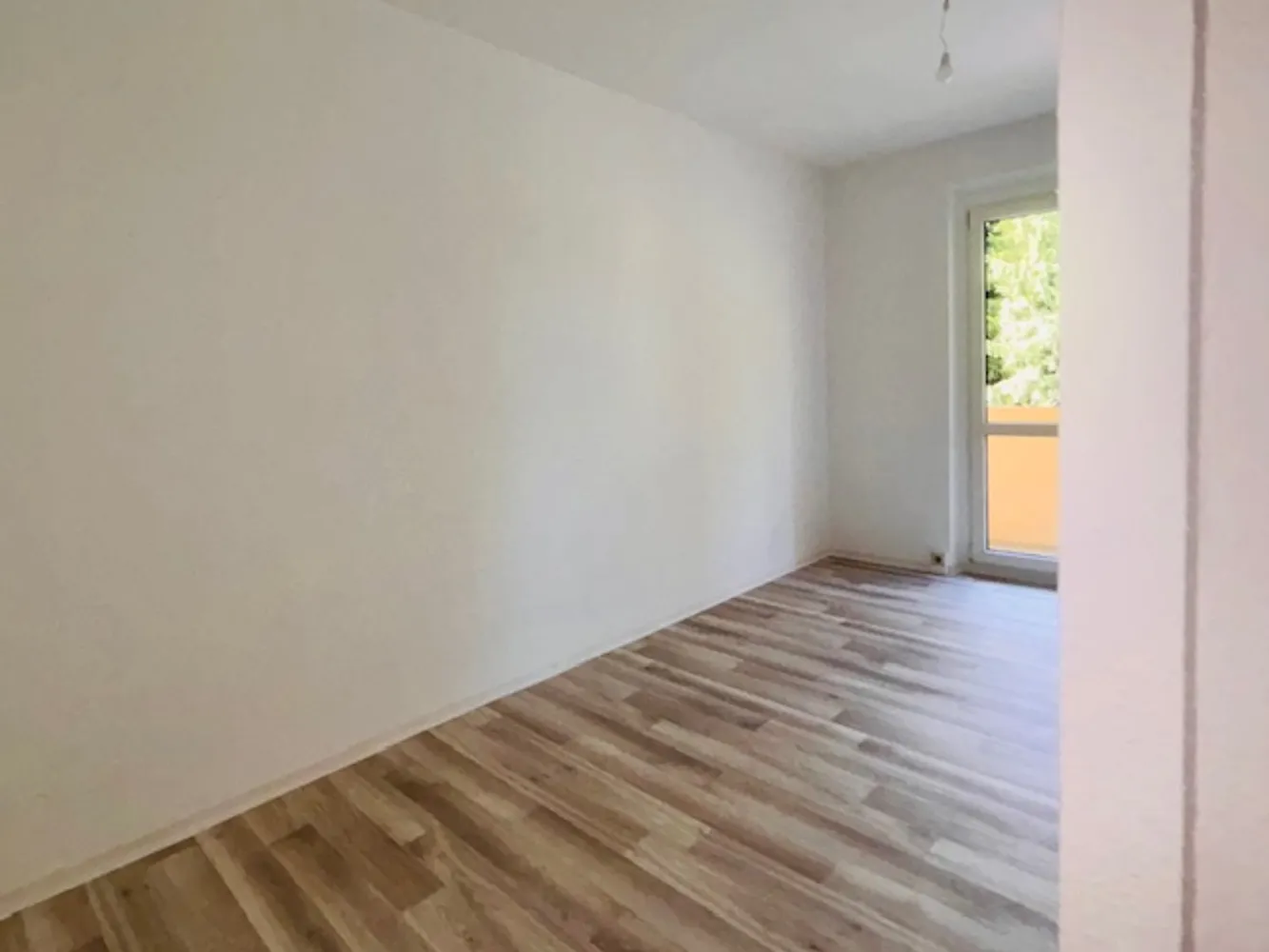 2 Zimmer Wohnung mit 51 m² in Suhl – Bild 11