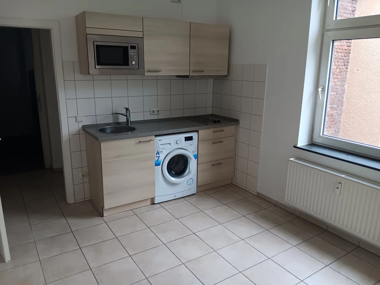 1 Zimmer Wohnung mit 29 m² in Köln – Bild 2