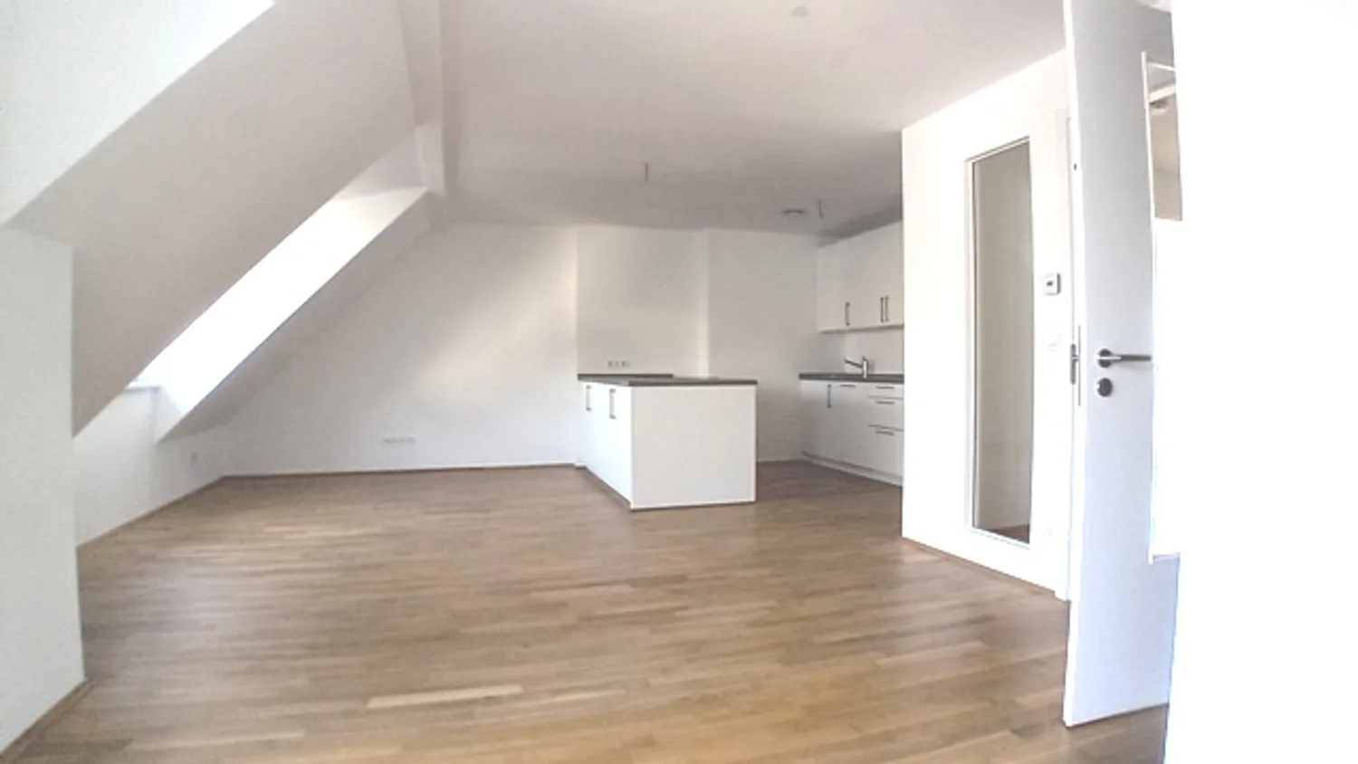 3 room apartment with 81 m² in Munich – Photo 8