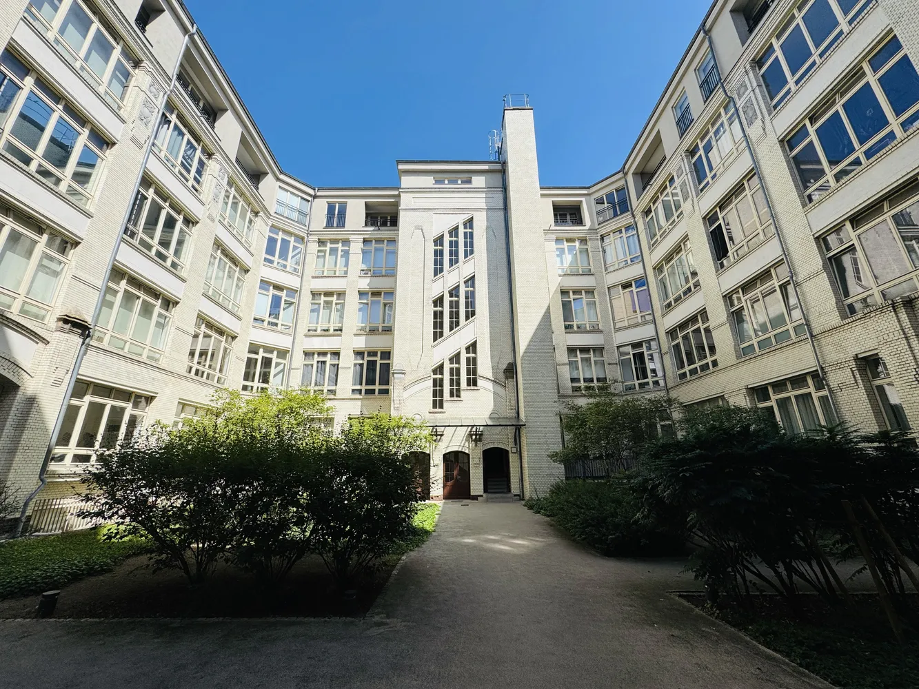 2 Zimmer Wohnung mit 60 m² in Berlin – Bild 1