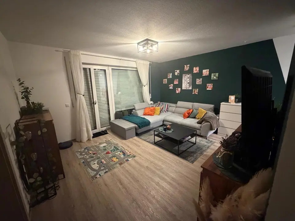 4 Zimmer Wohnung mit 107 m² in Erfurt – Bild 1
