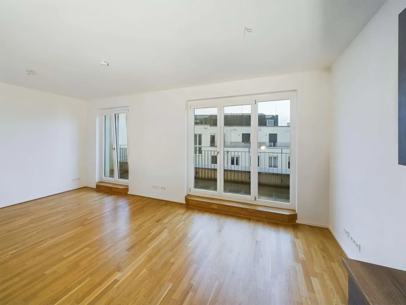 3 Zimmer Wohnung mit 98 m² in Dresden – Bild 2