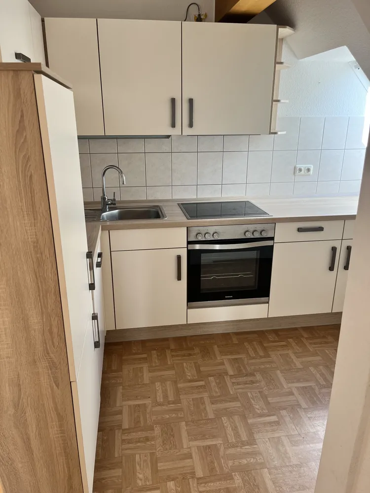 2 Zimmer Wohnung mit 58 m² in Suhl – Bild 3