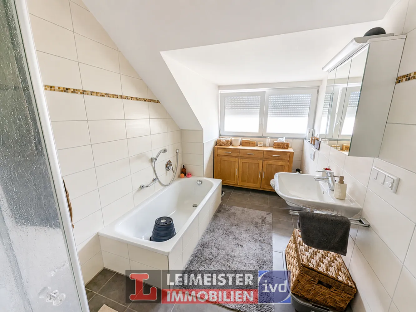 2 room apartment with 70 m² in Aschaffenburg – Photo 5