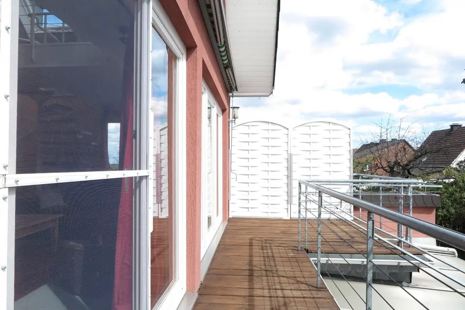 5 Zimmer Wohnung mit 140 m² in Euskirchen – Bild 2