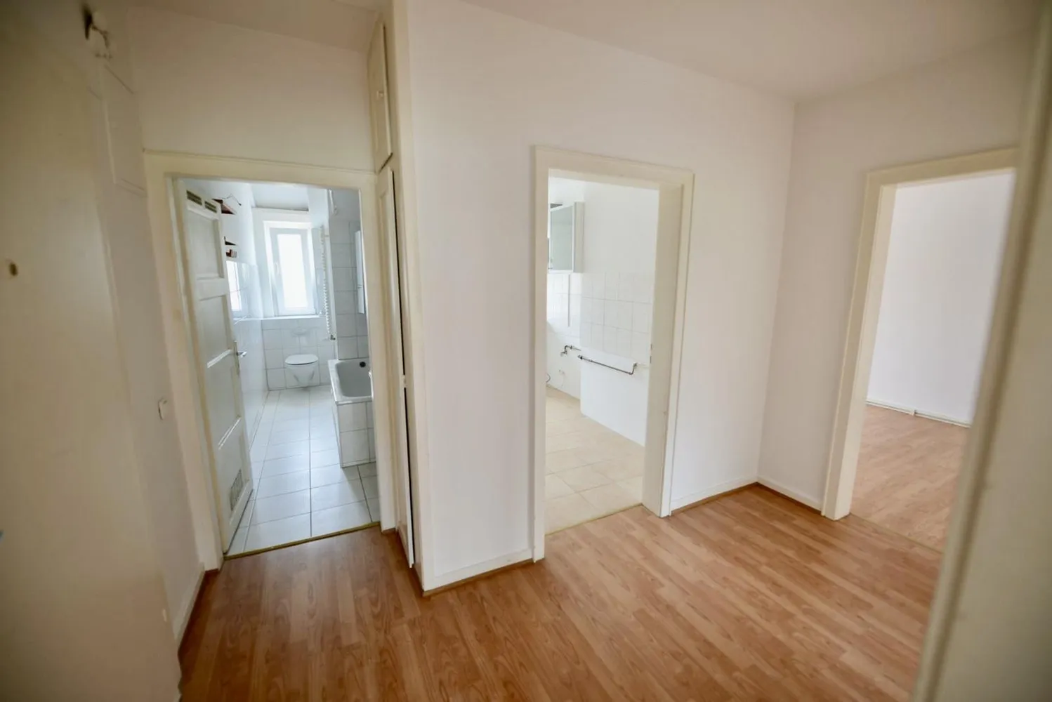 3 Zimmer Wohnung mit 80 m² in Wiesbaden – Bild 8