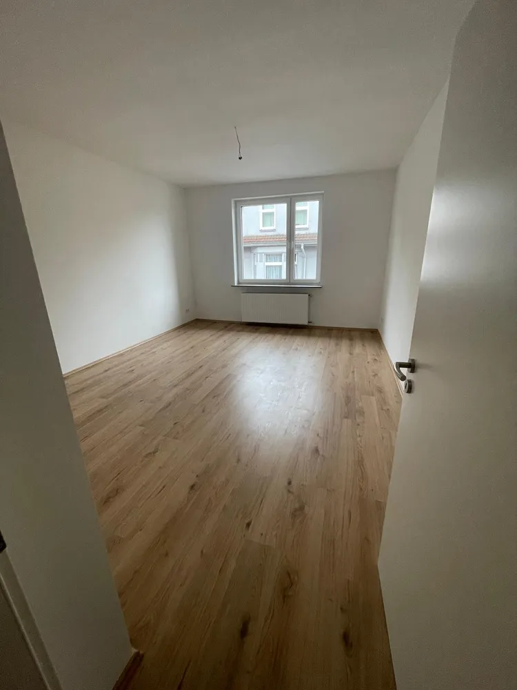 6 Zimmer Wohnung mit 145 m² in Herne – Bild 2