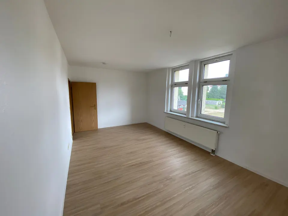 2 Zimmer Wohnung mit 55 m² in Werdau – Bild 4