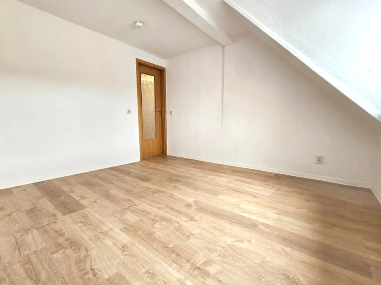 2 Zimmer Wohnung mit 57 m² in Altenburg – Bild 7