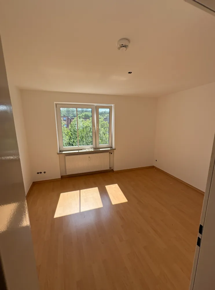 4 Zimmer Wohnung mit 103 m² in Regensburg – Bild 1