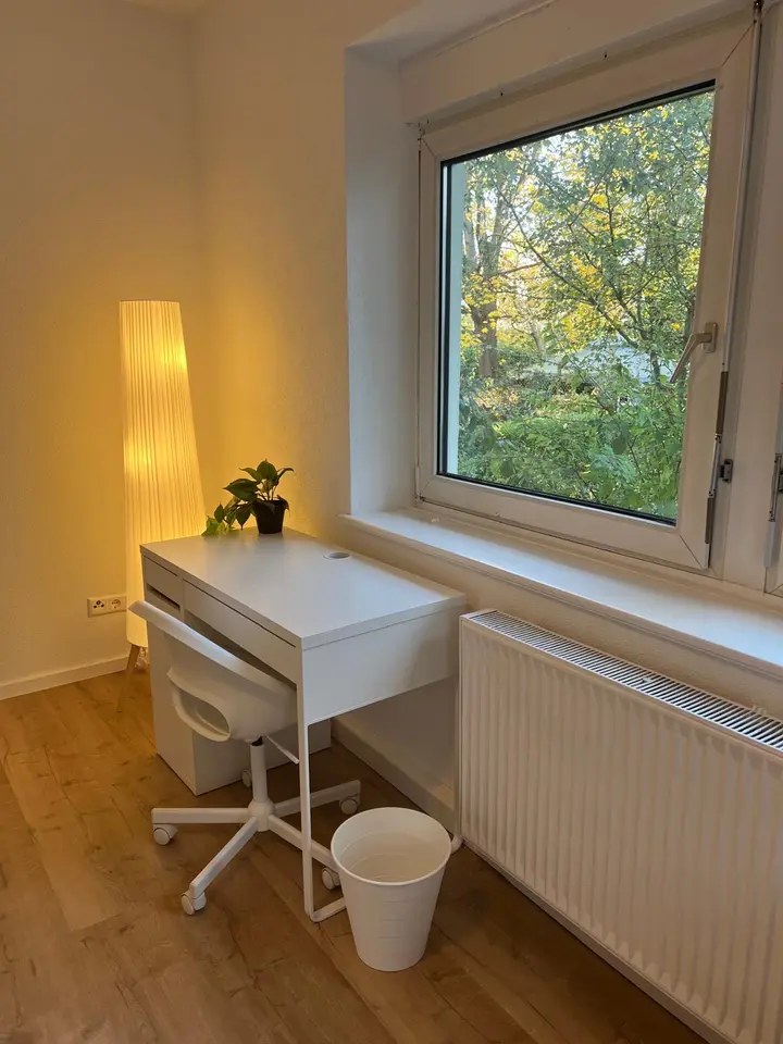 Shared room with 75 m² in Stuttgart – Photo 4