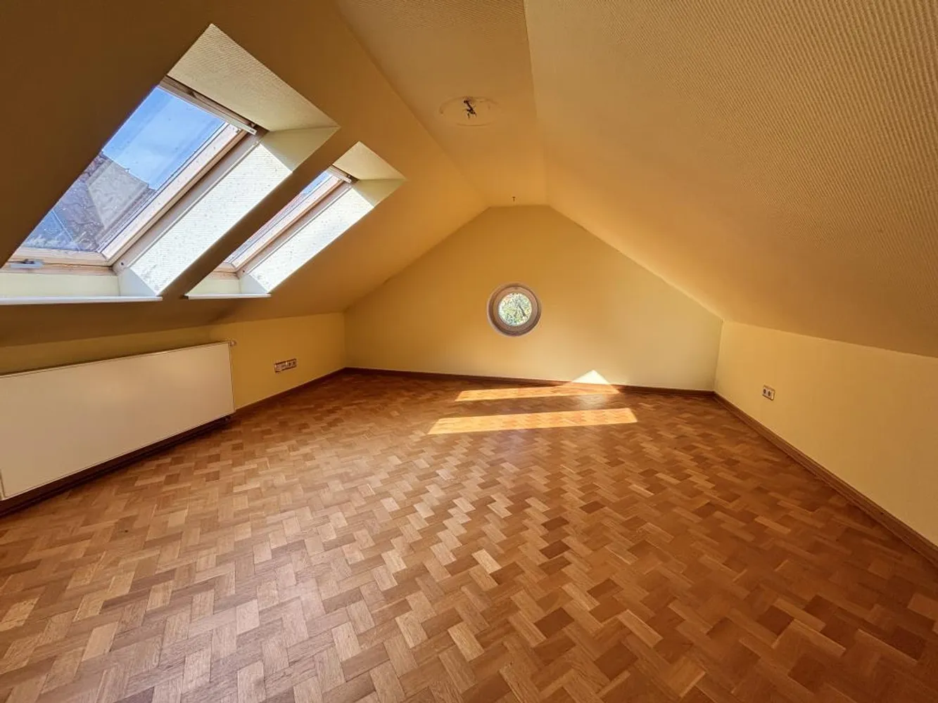 4 Zimmer Wohnung mit 90 m² in Celle – Bild 3