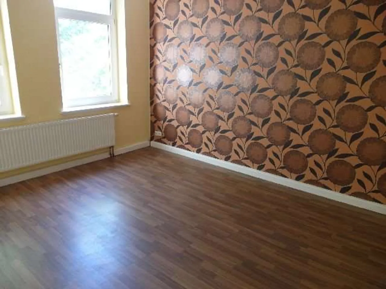 2 Zimmer Wohnung mit 60 m² in Hameln – Bild 1
